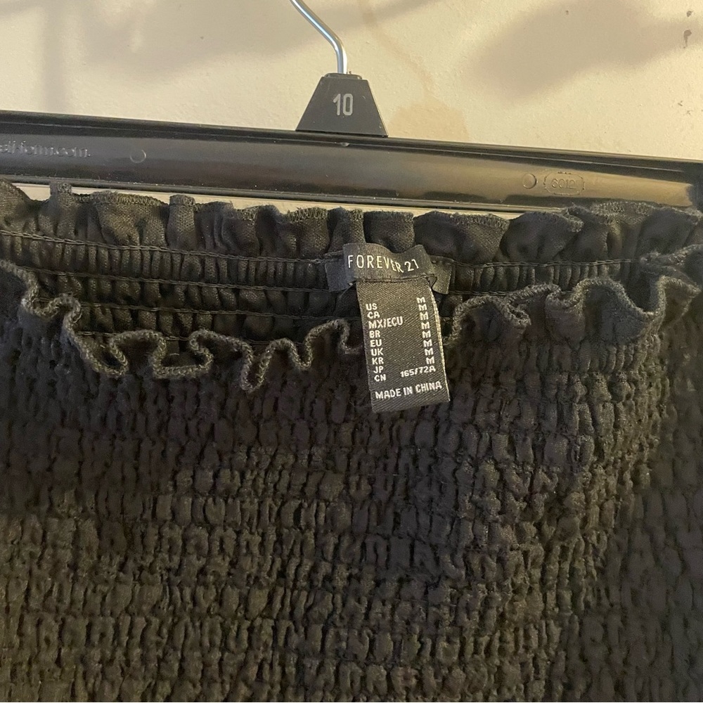 Forever 21 Ruffled Textured Bodycon Mini Skirt size M - Picture 4 of 7